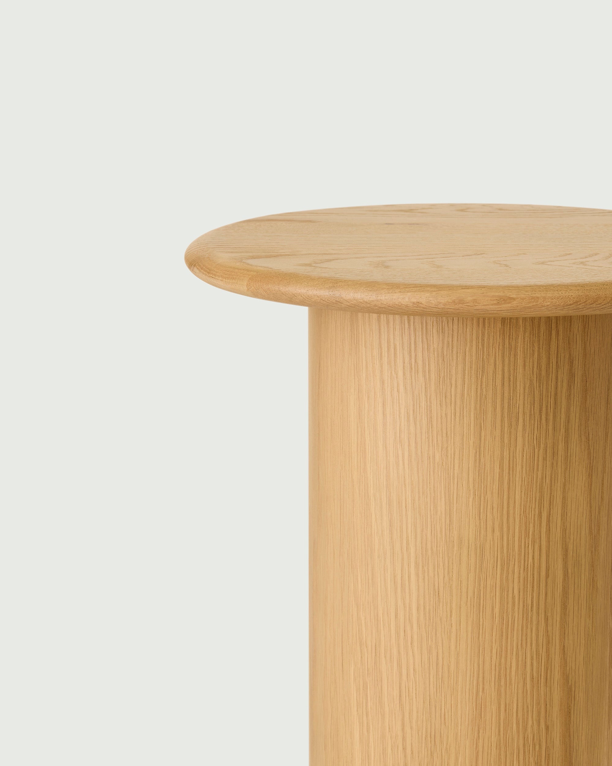 Eli Side Table Light Oak - Milk & Sugar