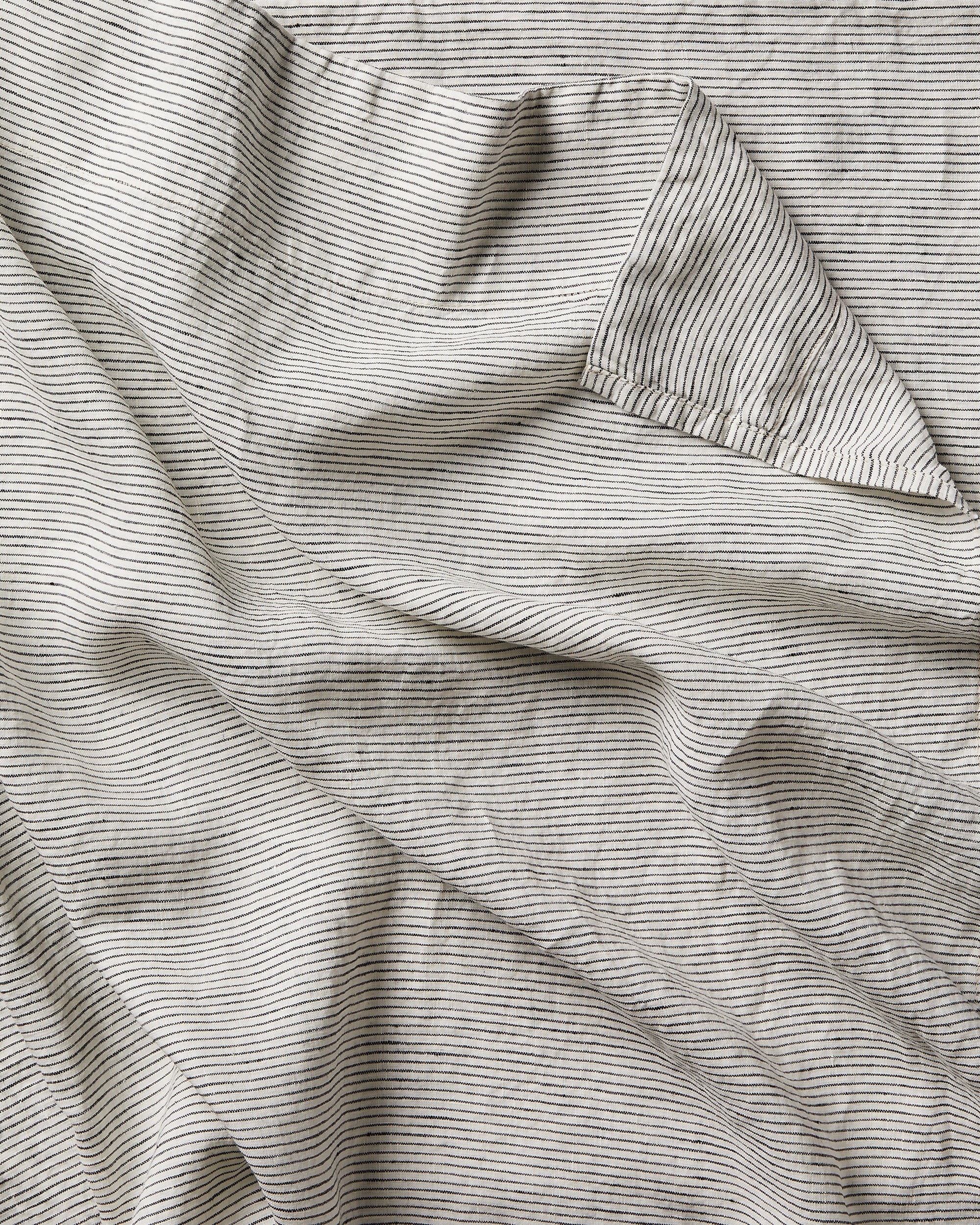 Linen Duvet Cover in Pinstripe