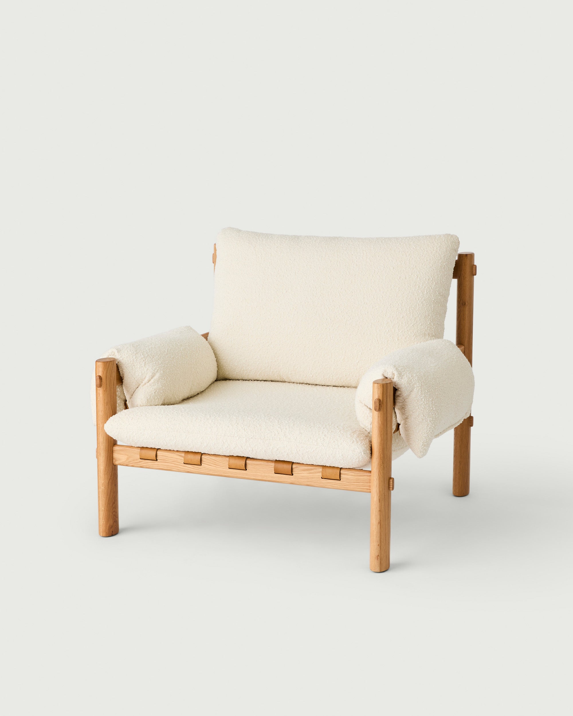 Freddy Armchair Bouclé - Milk & Sugar
