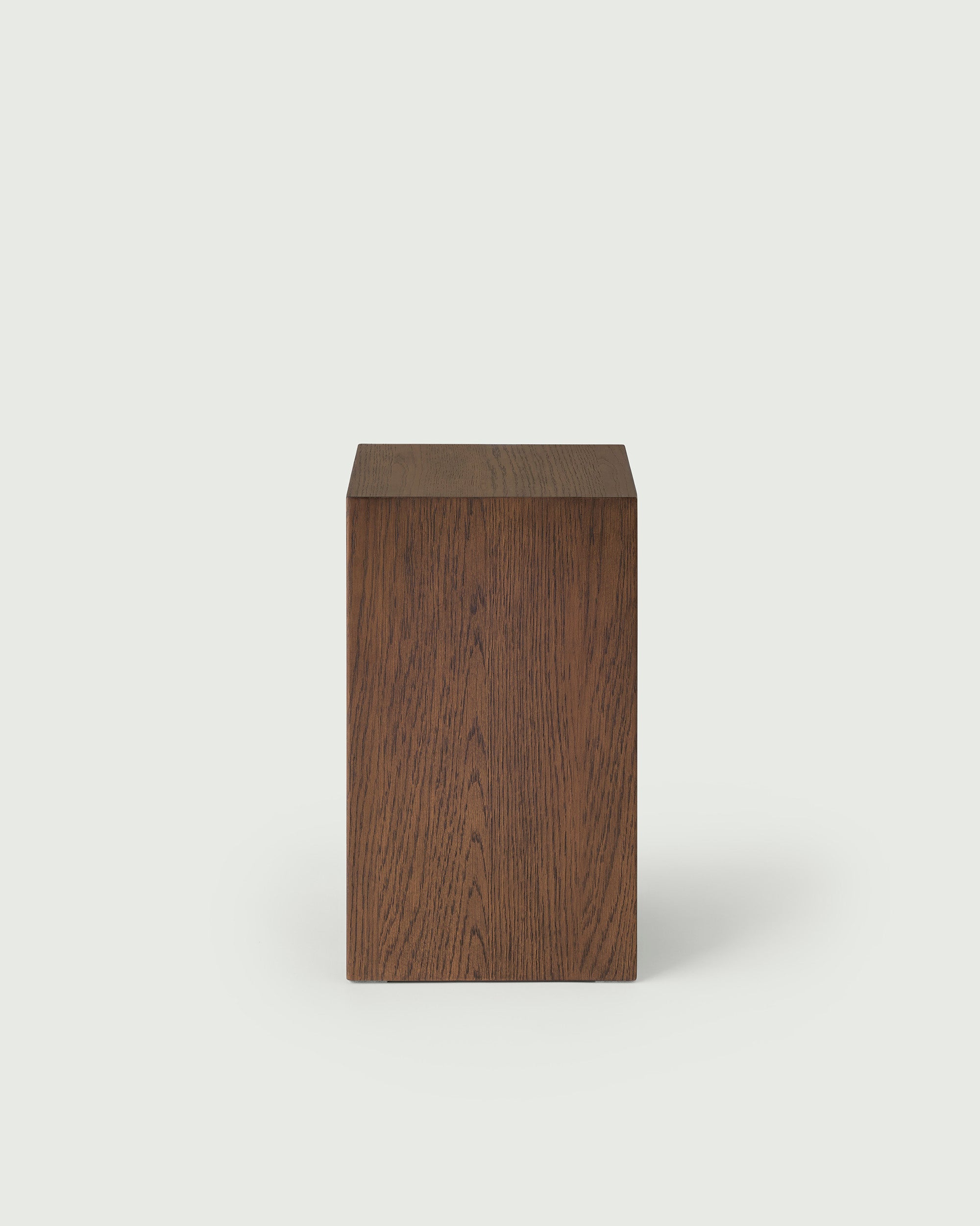 Leo Short Plinth Smoke Oak - Milk & Sugar