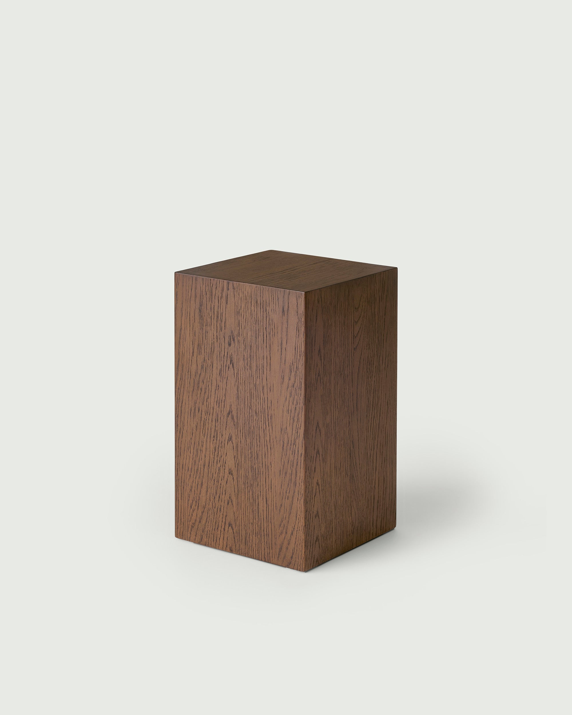 Leo Short Plinth Smoke Oak - Milk & Sugar