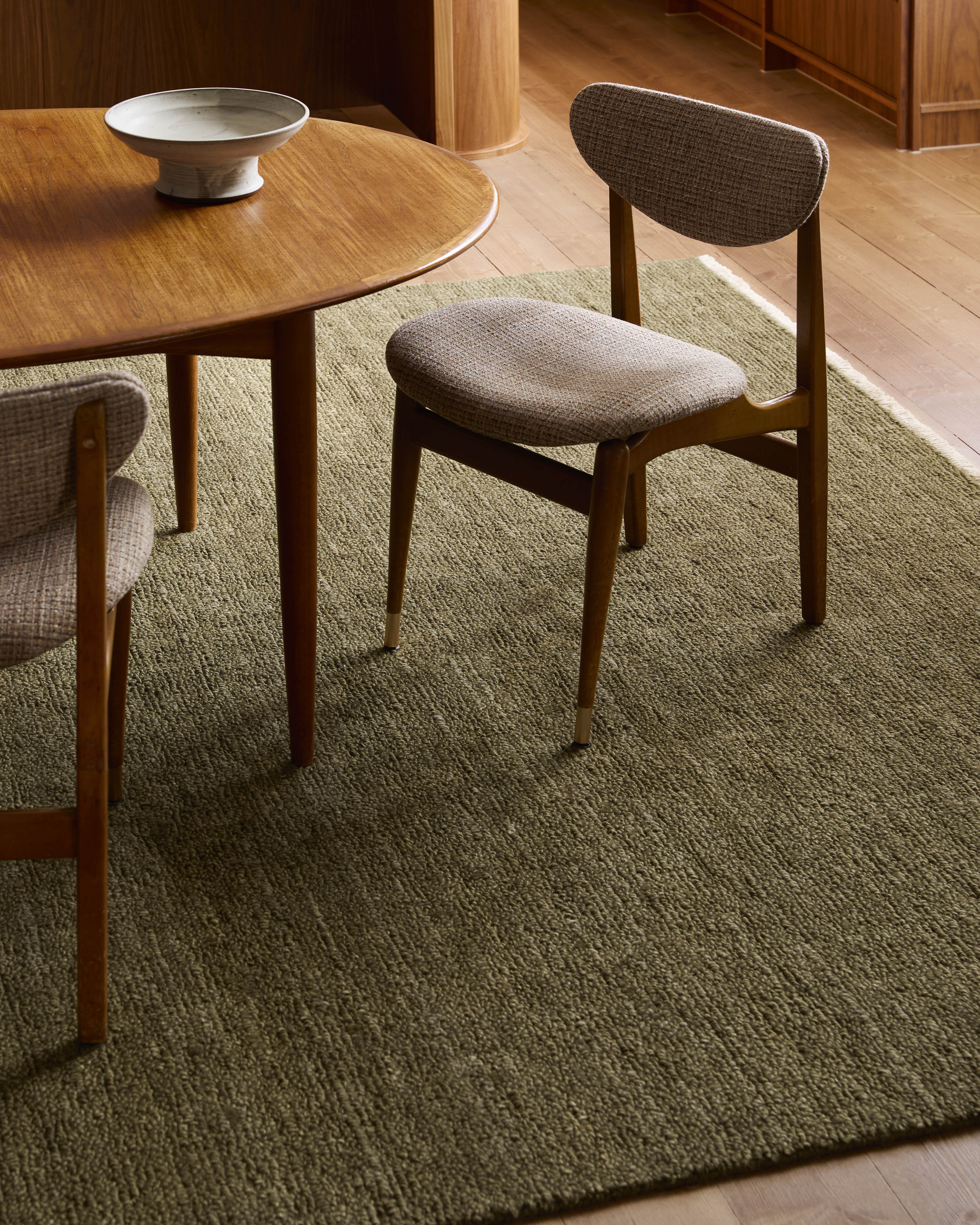 Sample of Raye Rug Hunter