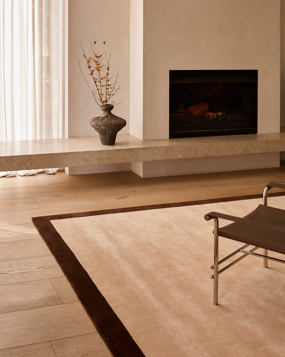 Frame Rug Chocolate & Linen – Plush Wool Rug | Milk & Sugar