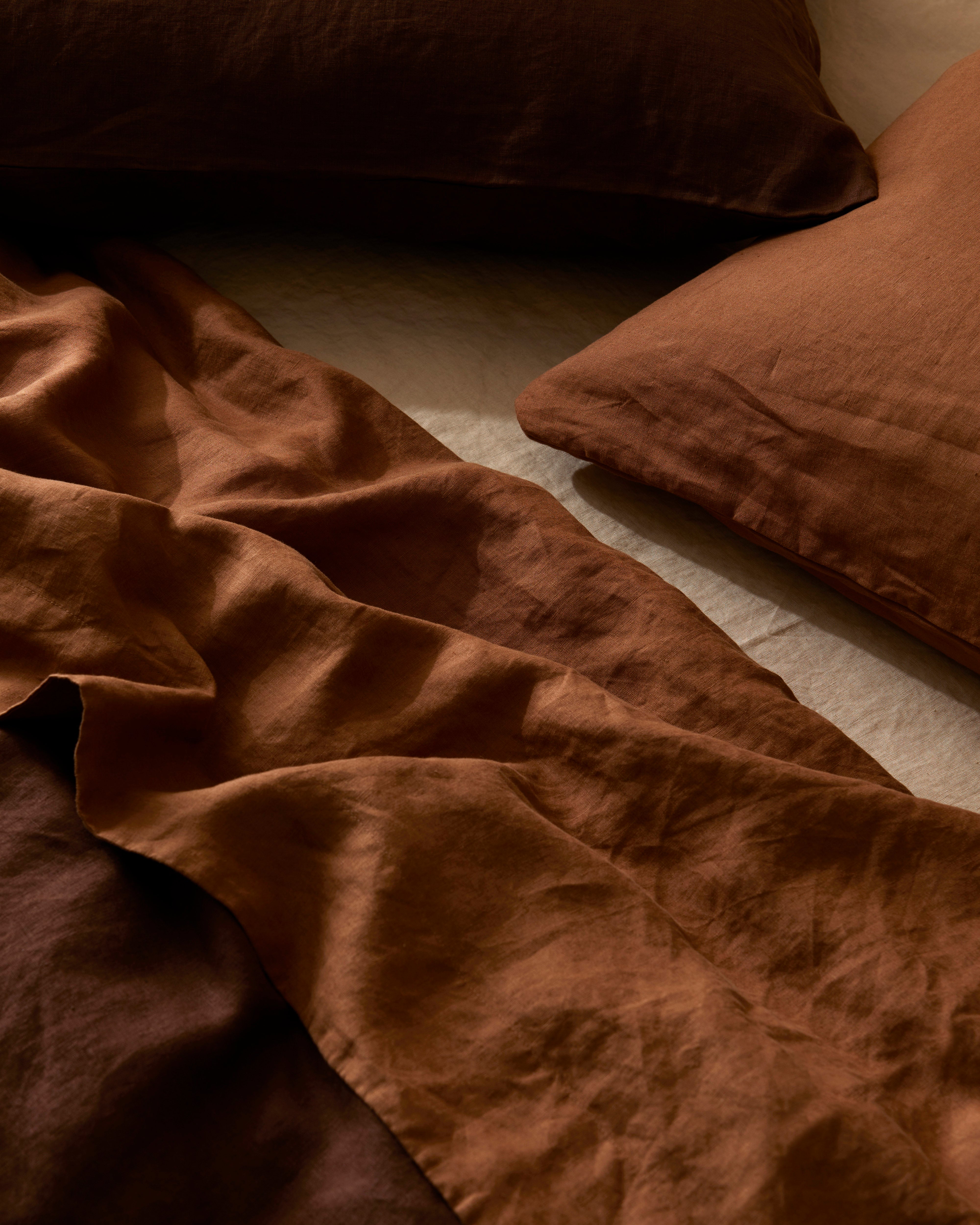 Linen Flat Sheet in Rust