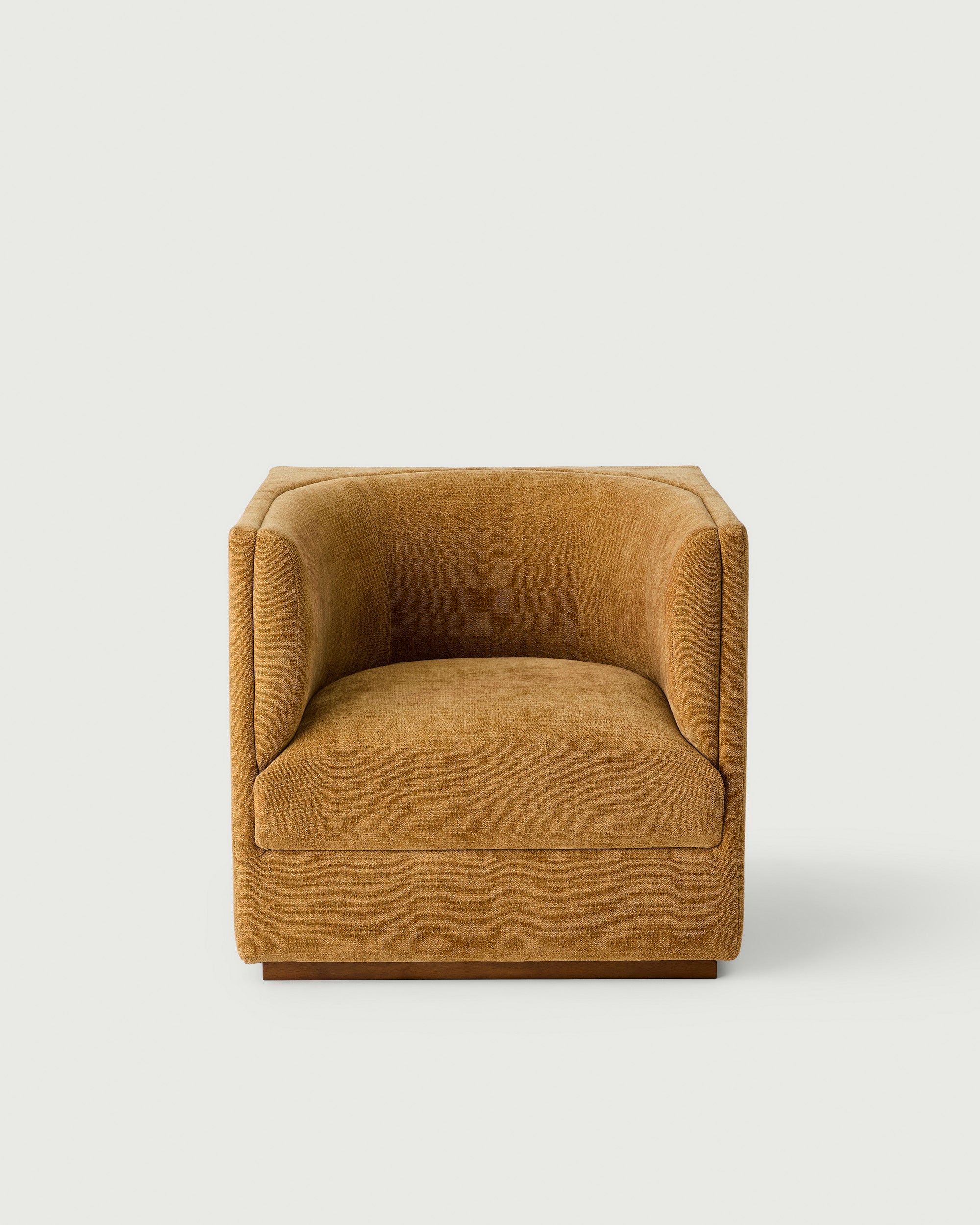 Pia Armchair Straw