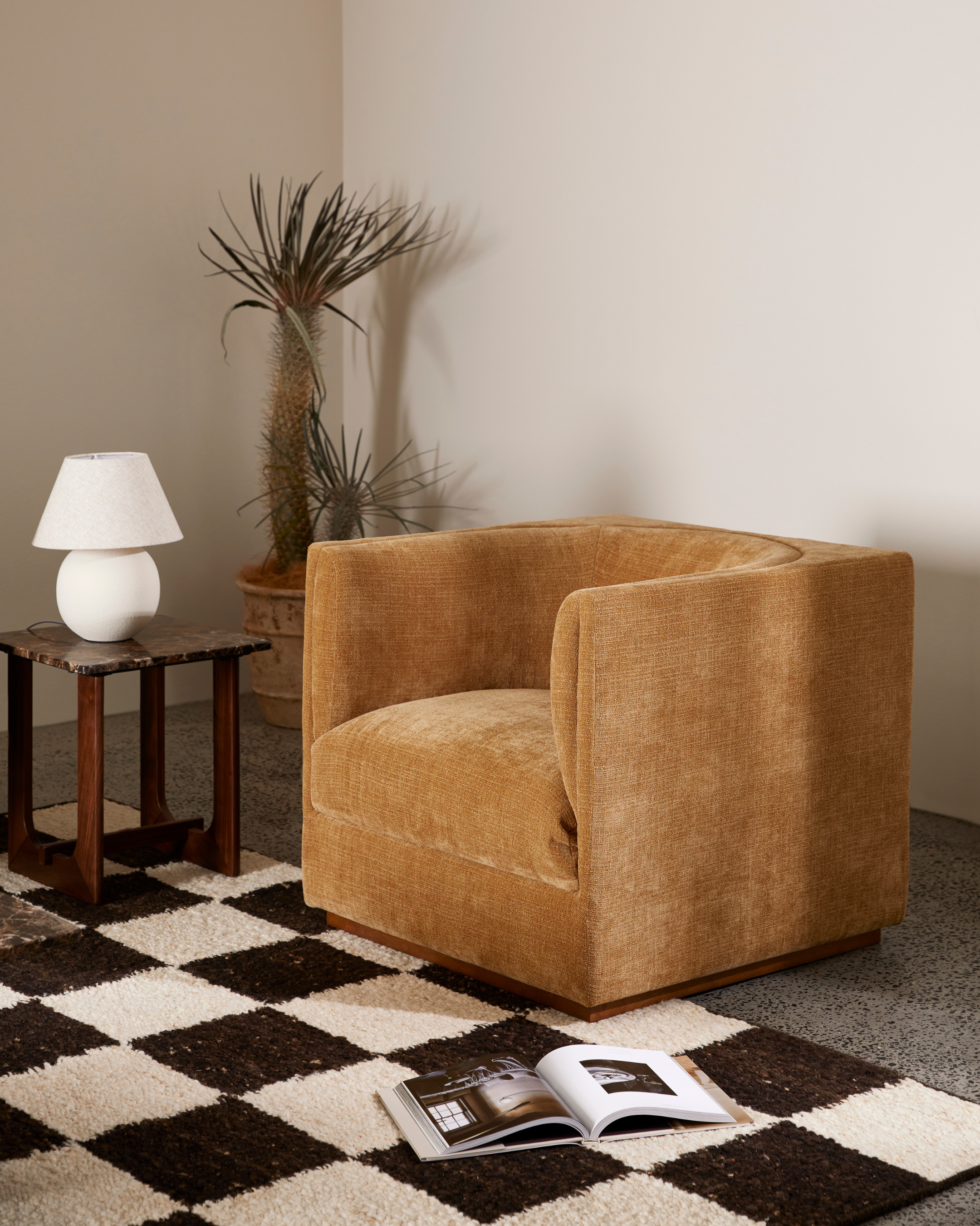 Pia Armchair Straw