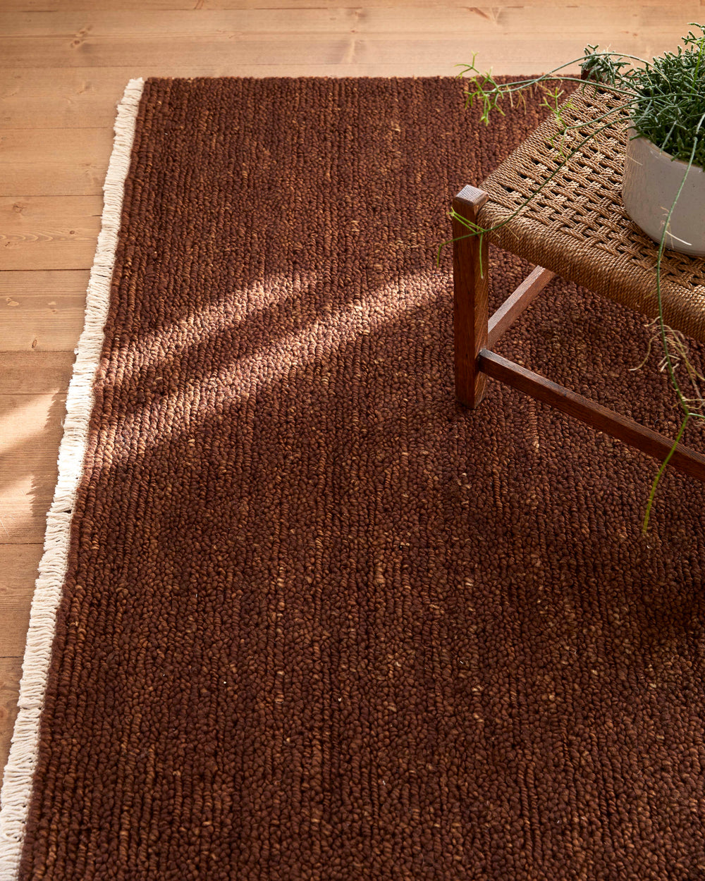 Lycan Rug Raye Rug Pecan – Loop Wool Rug with Fringe | Milk & Sugar